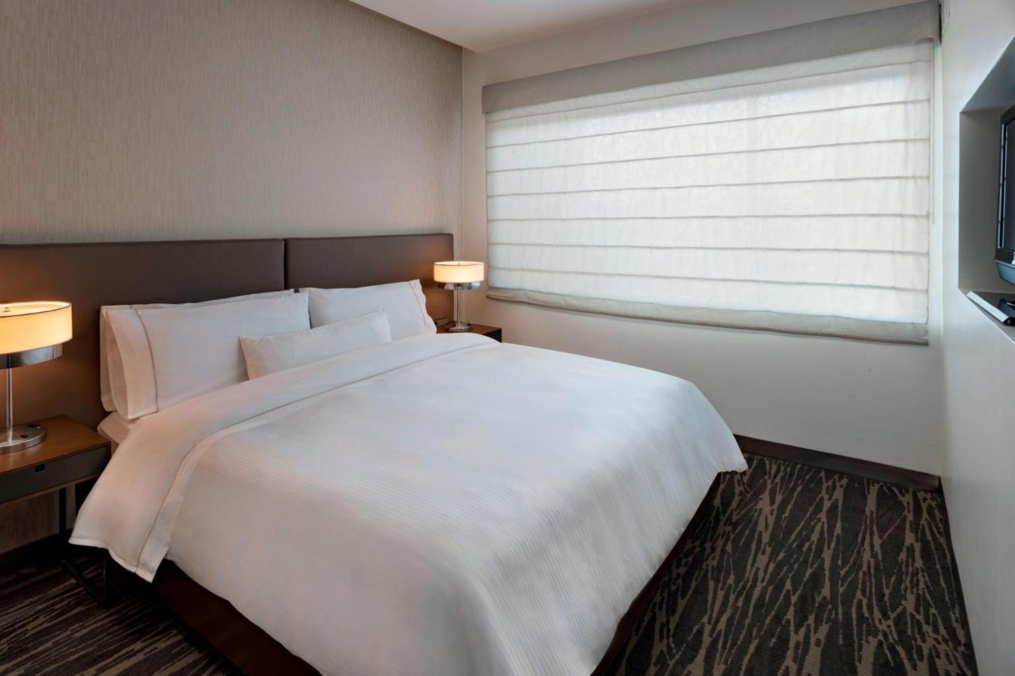 Hotel Element Houston Vintage Park 3*